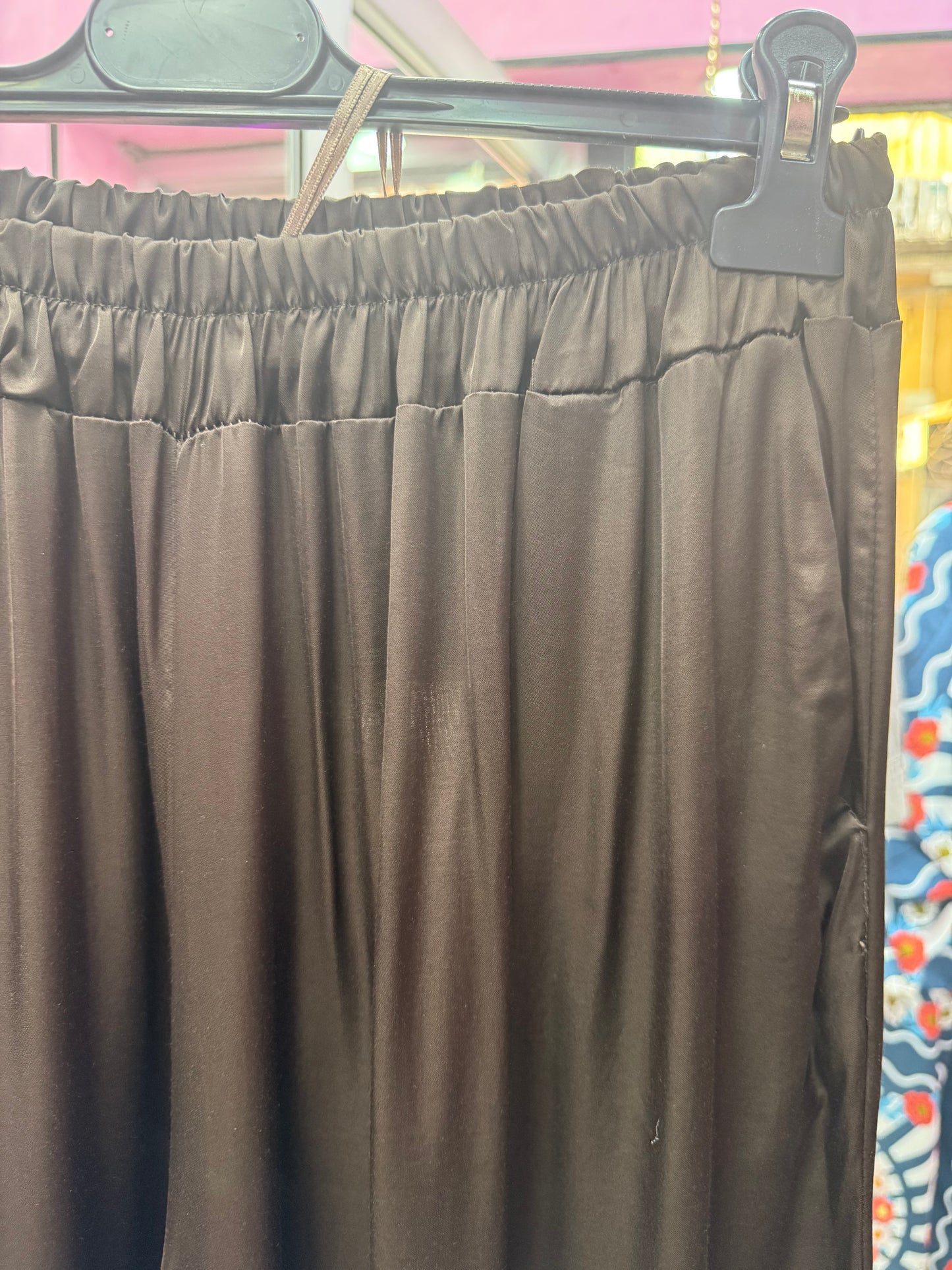 Pantaloni 100% viscosa